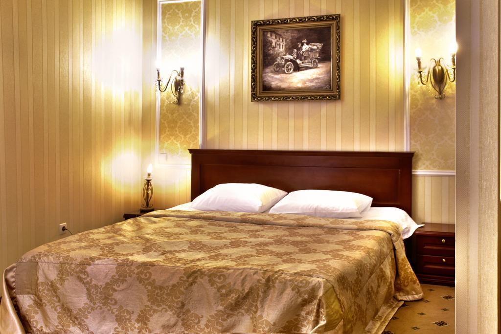 Optima Collection Park Hotel Ivano-Frankivsk Kamer foto